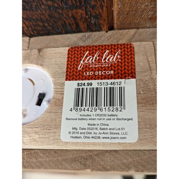 Wooden Christmas Tree with Light - Picture 4 of 6